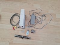 Nintendo Wii + 4x Controller 4x Nunchuk 4X Lenkrad Balance Board Baden-Württemberg - Weißbach Vorschau