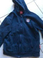 Bayern Jacke Sweatjacke blau Gr. 176 super Zustand Nordrhein-Westfalen - Linnich Vorschau