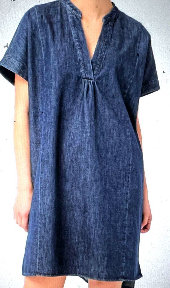 Hessnatur Denim / Jeans Kleid im Kaftan-Style Größe 42 in Offenbach