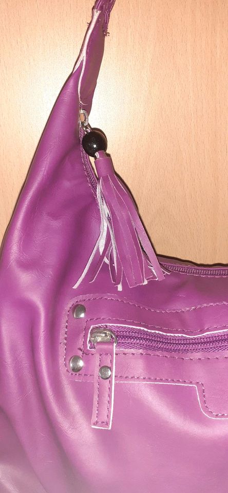 Sehr schöne Handtasche in Sinzheim