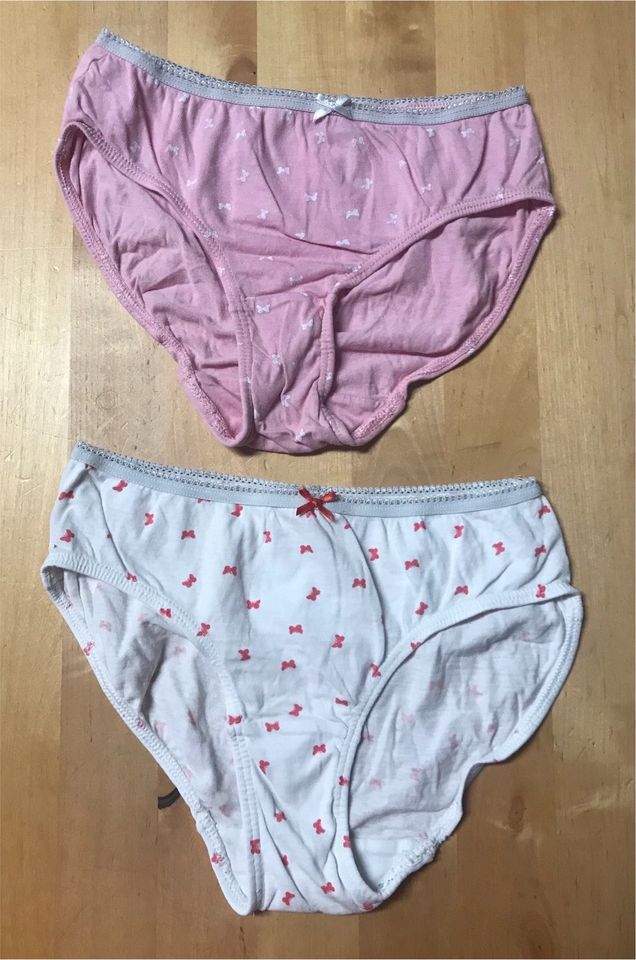 4 Panty, Unterhosen im Set Gr. 122/128 von H&M in Kelkheim