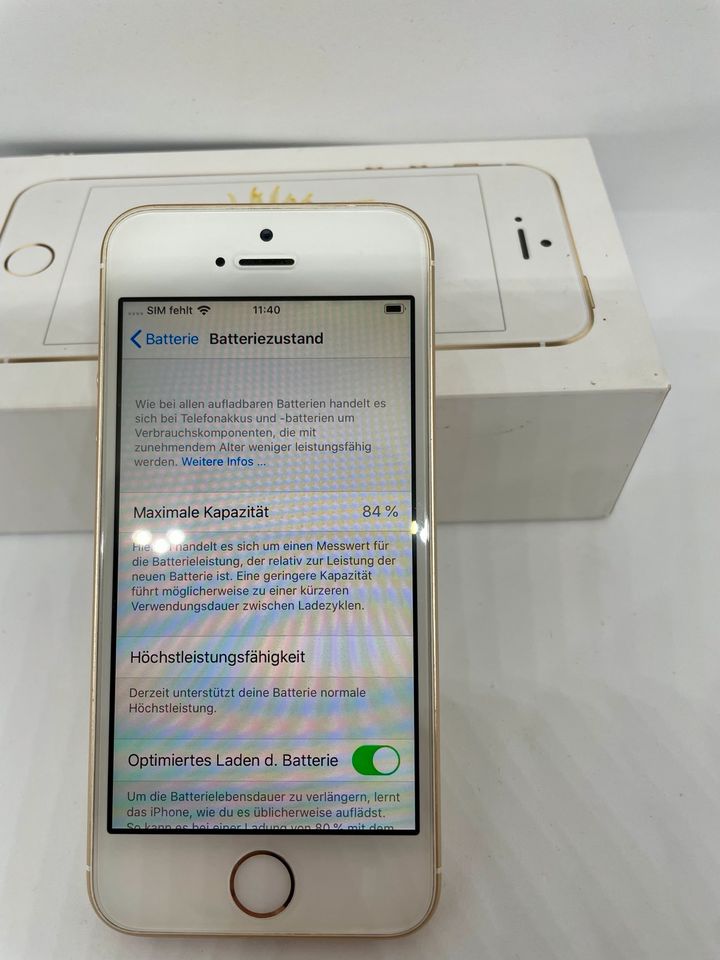 Apple iPhone SE 1. Gen 64GB gold OVP 2016 in Großenhain