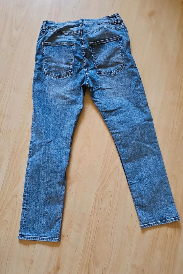 H&M Jungen Jeans Gr. 170 used Look in Geiselbach