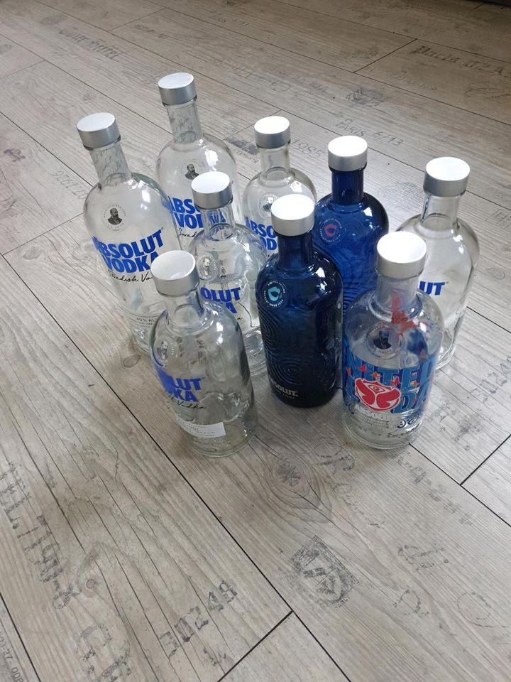 Deko Flaschen, Absolut Votka, je in Schloß Holte-Stukenbrock