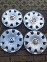 4 Original VW Golf/Touran/Caddy/Polo Radkappen 15Zoll 1T0601147 Nordrhein-Westfalen - Marl Vorschau