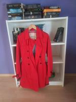 Roter Trenchcoat von Esprit Hessen - Mittenaar Vorschau