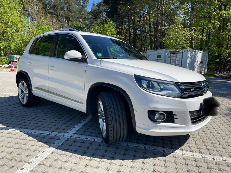 VW Volkswagen Tiguan BJ 2013 Sport&Style R-line in Rednitzhembach