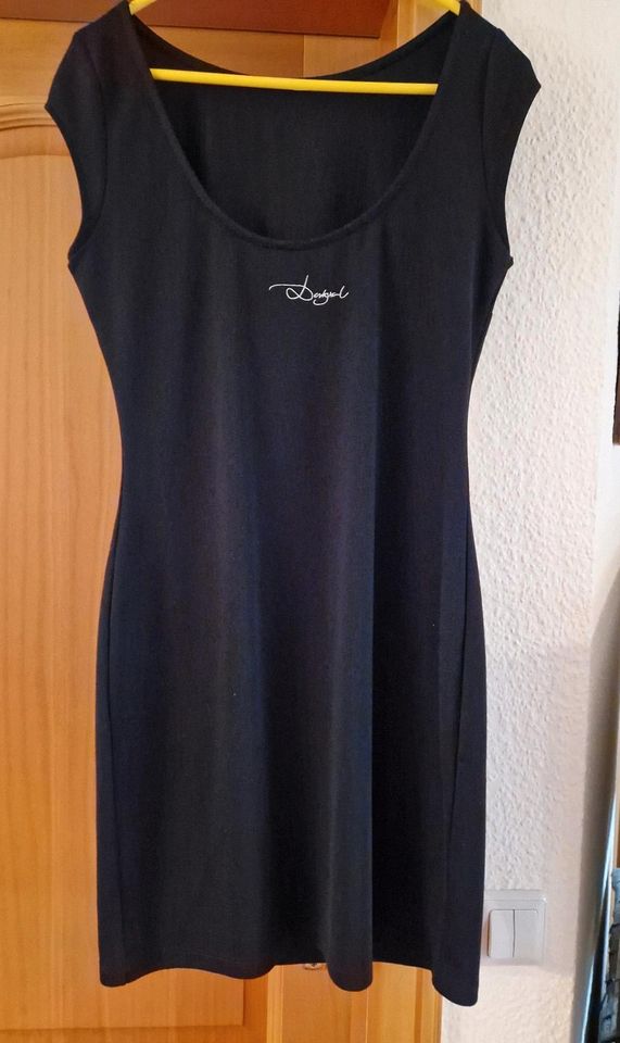 Desigual Kleid schwarz Größe 38, inkl Versand in Zeitz