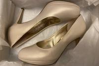 Pumps Champagner Brautschuhe Niedersachsen - Papenburg Vorschau