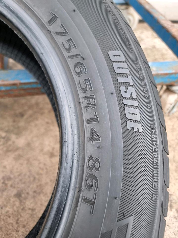 4x Sommerreifen 175/65R14 86 T Kumho in Detmold