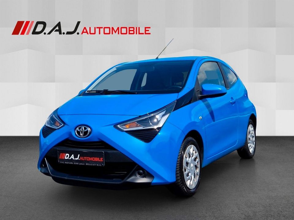 Toyota Aygo 1.0 x-play 3-türer / Klima Bluetooth ZV in Laatzen