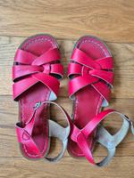 *Saltwater* Sandalen knallrot, Größe 9/41 Wandsbek - Hamburg Rahlstedt Vorschau