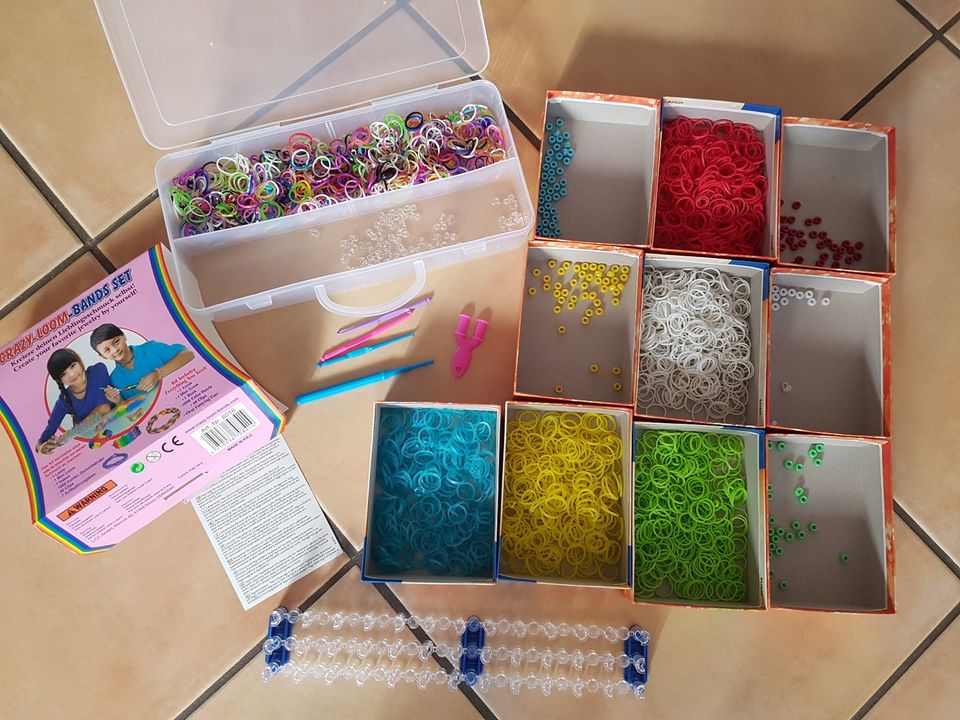 Crazy Loom Bands Set XXL Webrahmen Lovely loom Refills Perlen DIY in  Rheinland-Pfalz - Stadecken-Elsheim | Weitere Spielzeug günstig kaufen,  gebraucht oder neu | eBay Kleinanzeigen ist jetzt Kleinanzeigen