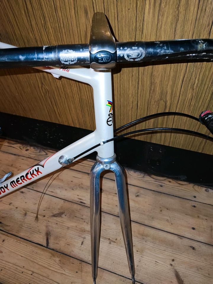 Rennrad Eddy Merckx Alu Rahmen Rahmenset groß RH 63 in Medebach