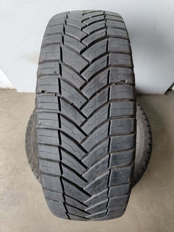 2 x Michelin Agilis CrossClimate 205/65 R16C 107/105T M+S 7,7mm in Kall