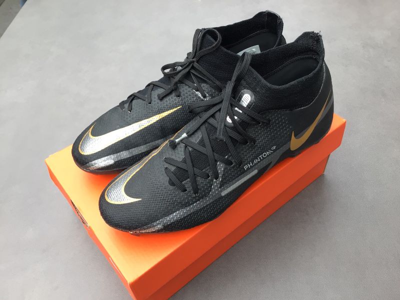 Nike Phantom GT2 Pro DF FG Gr 40,5 schwarz metallic Fußballschuhe in Hessen  - Hattersheim am Main | eBay Kleinanzeigen ist jetzt Kleinanzeigen