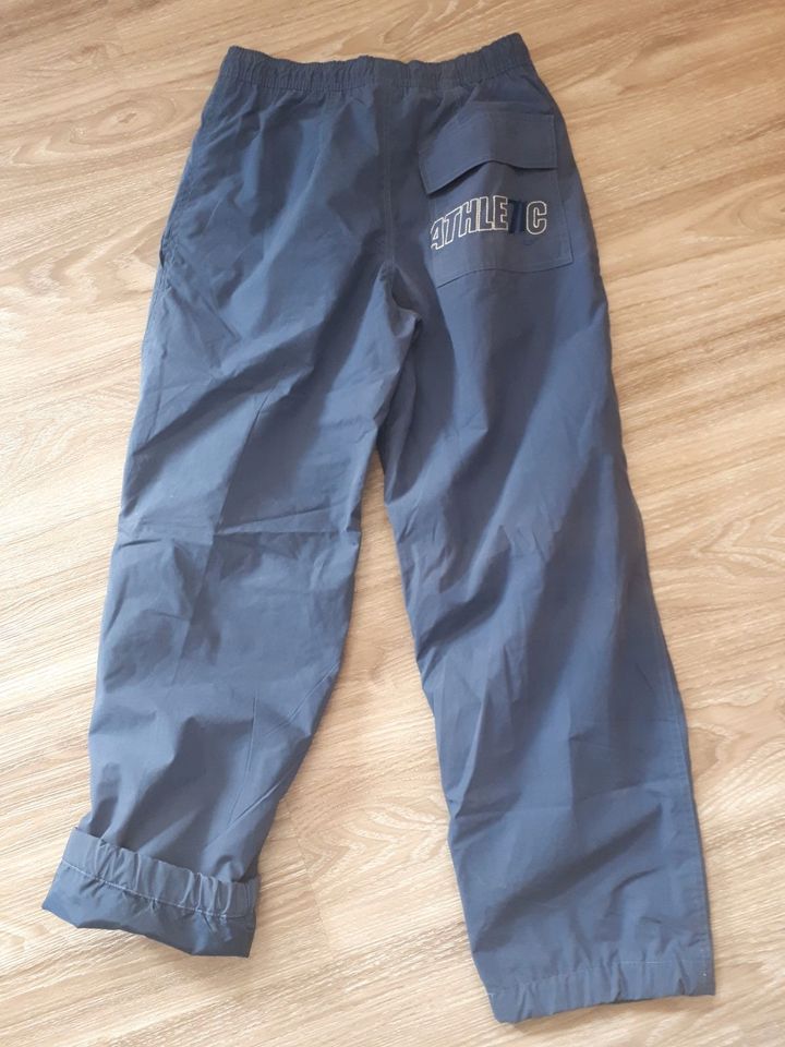 Nike Athle7Ic Hose Jogging Sporthose lang blau Gr. 140-152/ Gr. M in Berlin