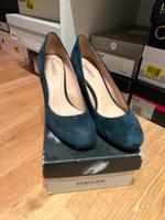 Geox Wildleder Pumps dunkelblau Gr 38 high Heels Absatzschuhe Baden-Württemberg - Karlsruhe Vorschau