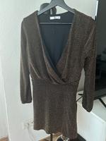 Mango Suit Kleid gold schwarz Gr. M ungetragen Nordrhein-Westfalen - Engelskirchen Vorschau