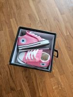 Krabbelschuhe/Babyschuhe von Converse 11,5 cm NEU Hessen - Heppenheim (Bergstraße) Vorschau