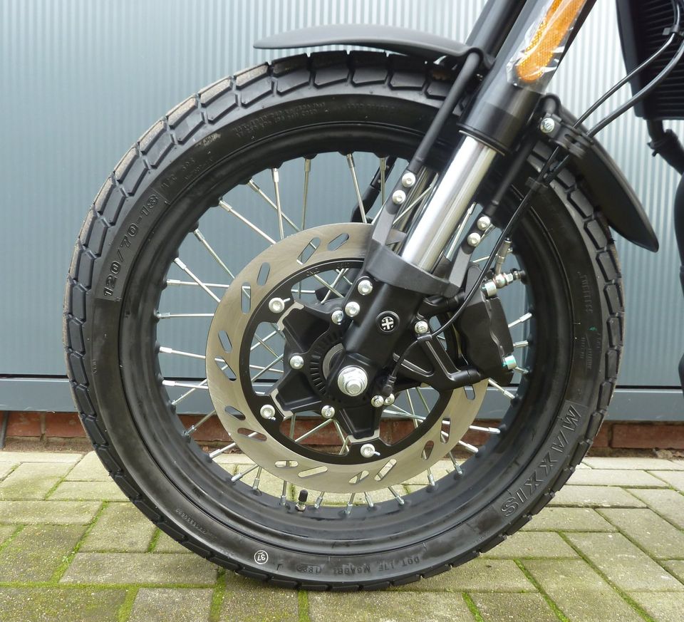 Brixton Crossfire 125 LC/ ABS  Aktion : ,,Start in die Saison `` in Bokel