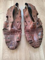 Sandalen mit Nieten, Obermaterial Leder Brandenburg - Lübben Vorschau