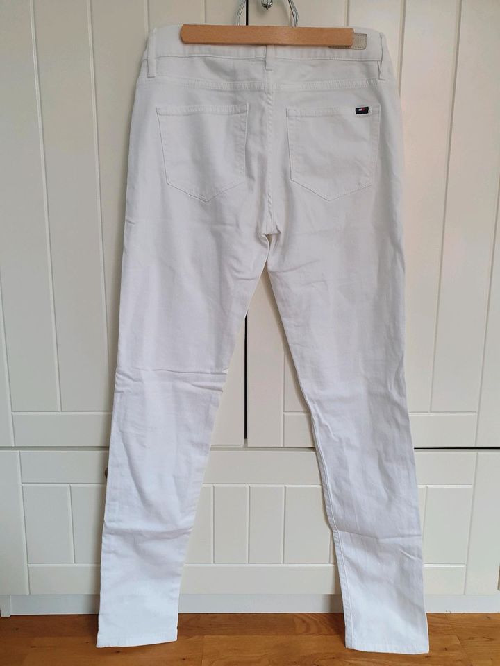 Tommy Hilfiger Jeans Venice 26/ 32 weiß Skinny Fit NEU in Kiel