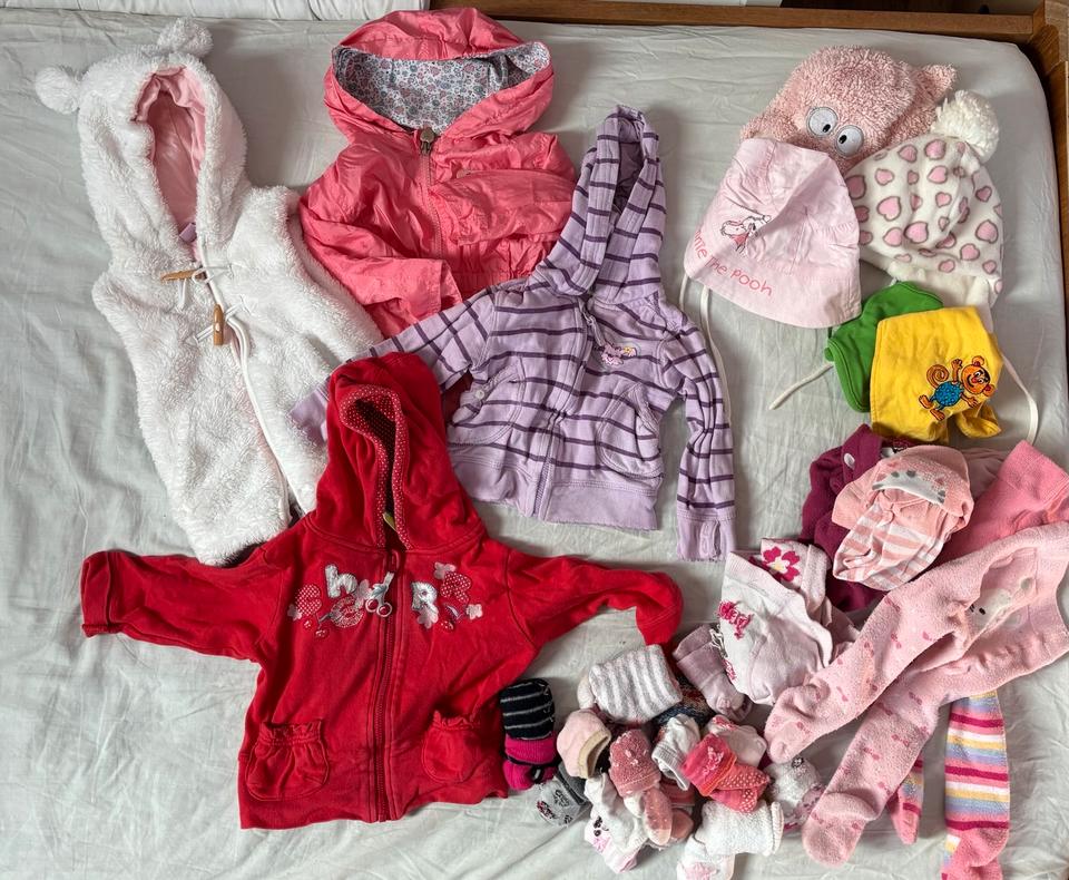 Kleidungspaket Kleiderpaket Gr 74-80 Set 1, über 70 Teile in Klipphausen