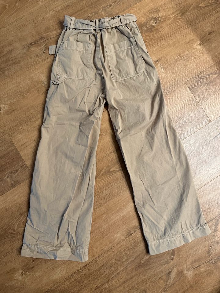 Zara Mädchen Hose Cargohose beige Gr. 164 in Köln