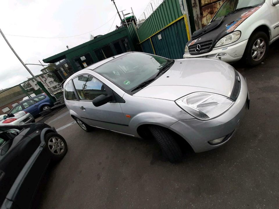 Ford Fiesta MK5/ benziner schlachtfest in Bremen