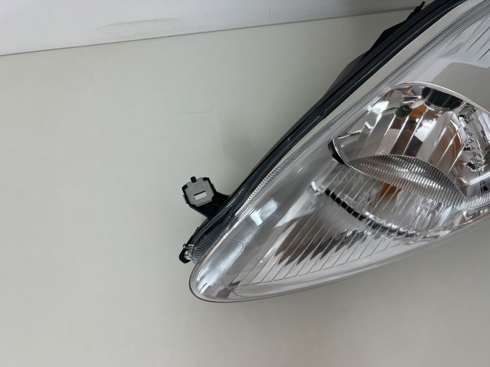 Fiat Grande Punto Facelift Halogen Scheinwerfer links neu TYC in Essen