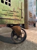 Industrie Loft Vintage Möbel Unikate Werkbank Spind Nordrhein-Westfalen - Bergisch Gladbach Vorschau