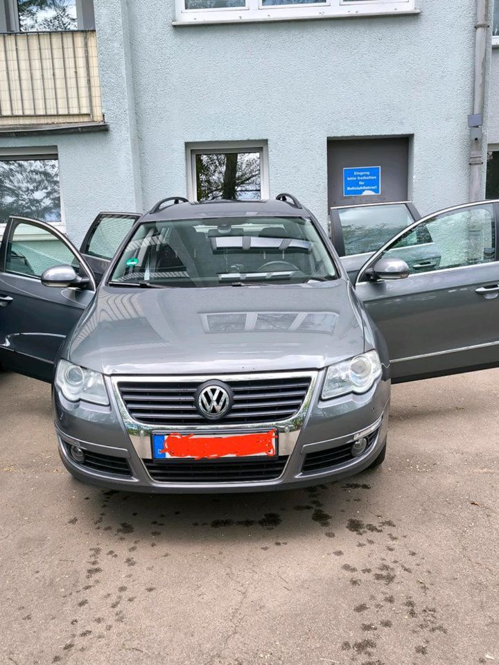 Volkswagen Passat 2.0 TDI TÜV NEU 04/2026 in Gummersbach