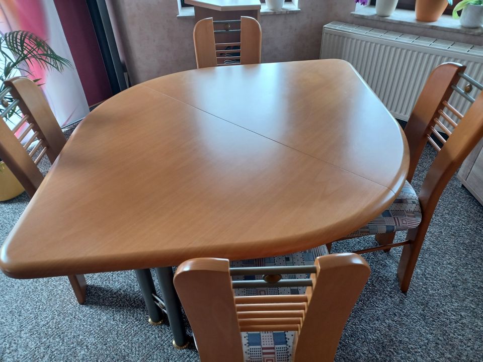 Esstisch mit 4 Stühlen in Arnstadt