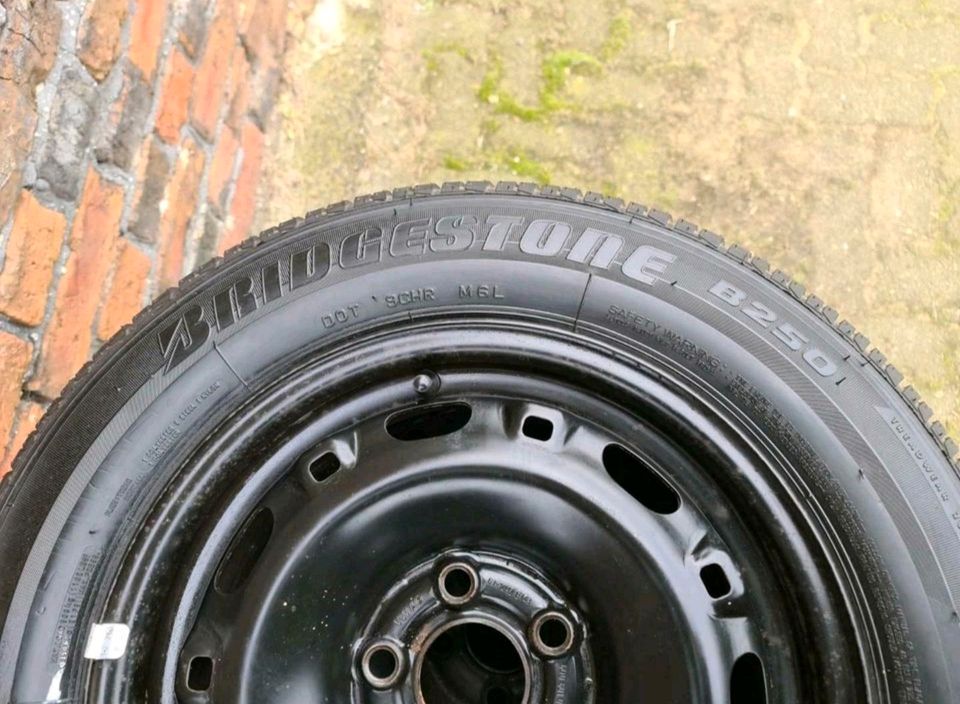 Stahlfelge mit Bridgestone 175/70 R14 VW usw. in Hamminkeln