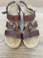 Damen Sandalen Sommerschuhe Rieker Gr. 37 braun Bayern - Starnberg Vorschau