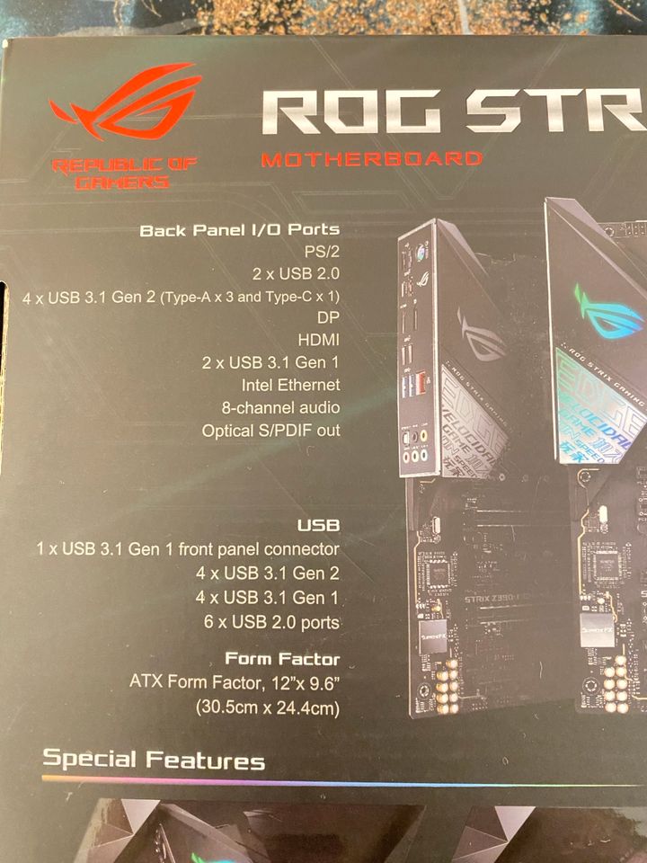 Asus ROG Strix Z390-F Gaming Motherboard in Köln