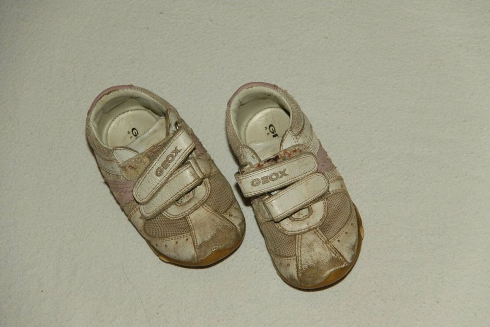 6x Schuhe 23 Sandale Sneaker Hausschuhe Geox Set Paket in Hohenpeißenberg