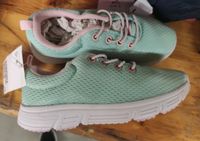 Sneaker, Turnschuhe Gr. 28 Neu H&M Sachsen - Neundorf  Vorschau