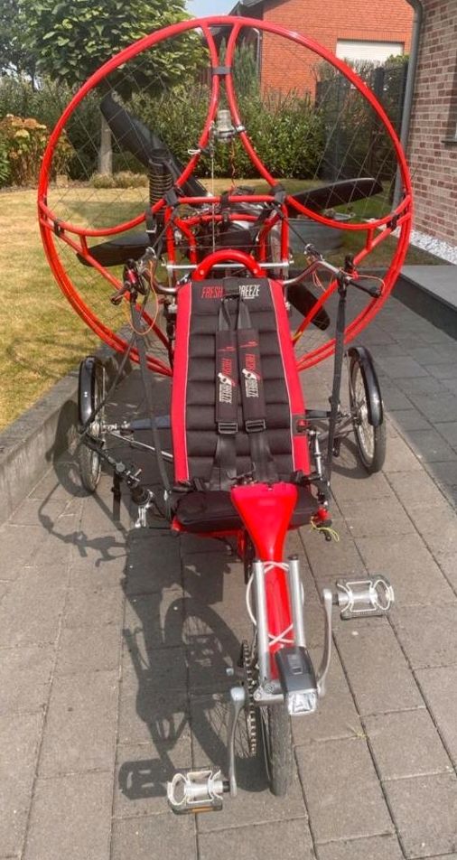Fresh Breeze Flyke Paramotor Motorschirm Trike Polini Thor 200 in Frauenprießnitz