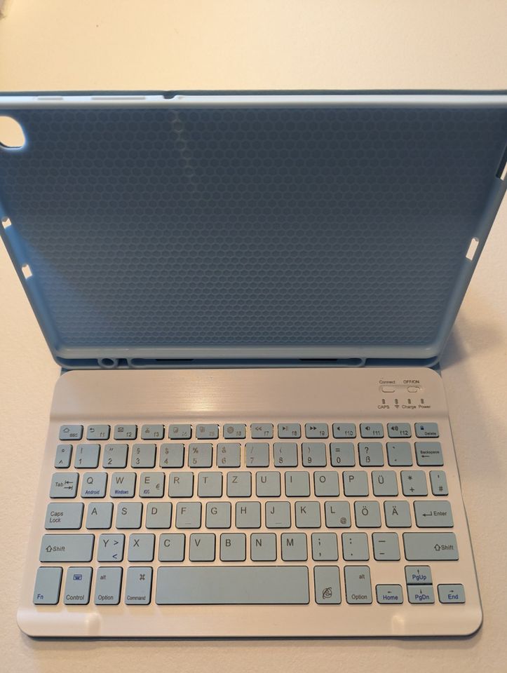 Samsung Tablet S6 Lite Keyboard & Hülle in Berlin