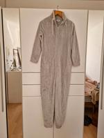 gemütlicher grauer Onesie / Jumpsuit (Fleece) mit Taschen Hessen - Gießen Vorschau