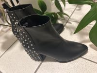 Steve Madden Jillian Ankle Boots Nieten Stiefeletten Gr. 36 Baden-Württemberg - Kirchardt Vorschau