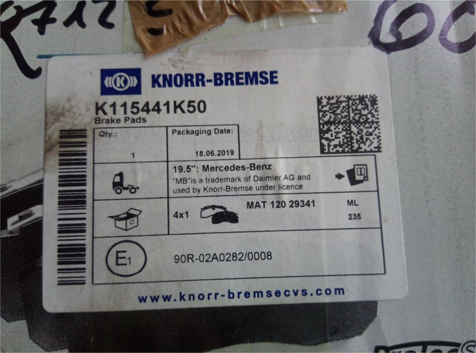 Knorr Bremsklötze K115441K50 neu Mercedes-Benz Atego 1 + 2 + 3 in Wernberg-Köblitz
