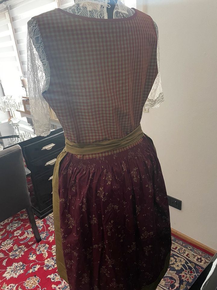 Sportalm Dirndl Top Midi Tracht Kleid Luxus Oktoberfest in Neuburg a.d. Donau