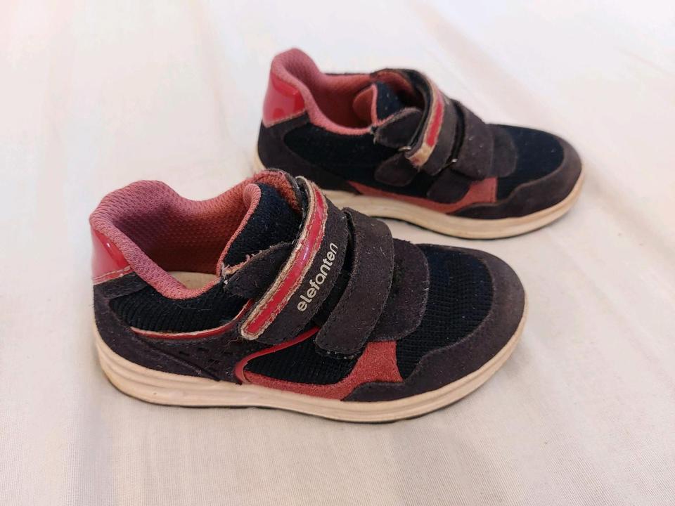 Klettschuhe Halbschuhe Sneaker Mädchen Elefanten Größe 25 in Berlin