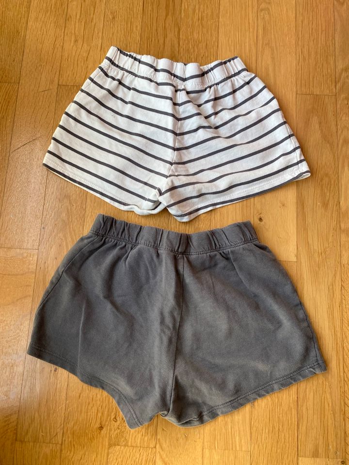 H&M Shorties/Shorts/Pants (2 Stck.), Gr. 128 in Egelsbach