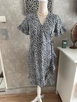 Kleid Wickelkleid Vero Moda Gr. M Hessen - Wetzlar Vorschau