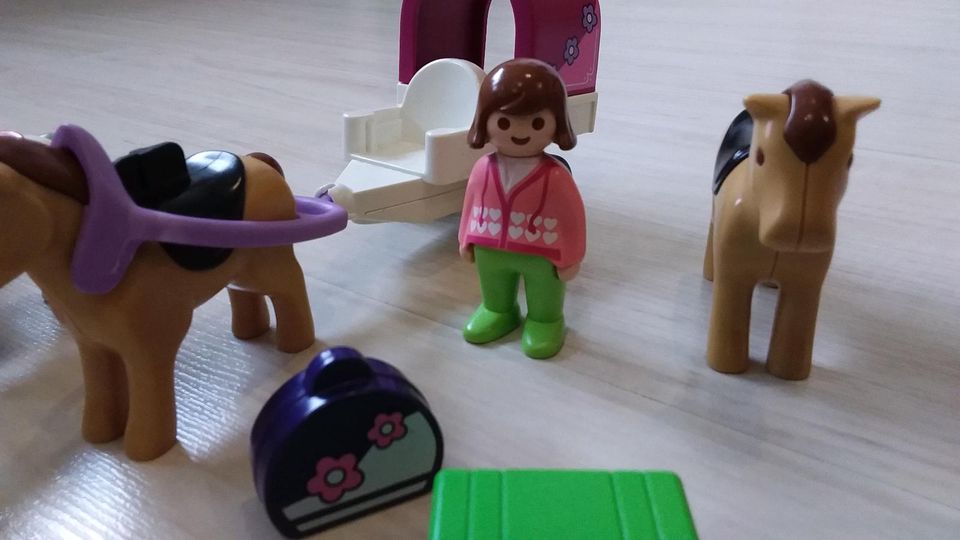 Playmobil 123 Pferde in Steinhagen