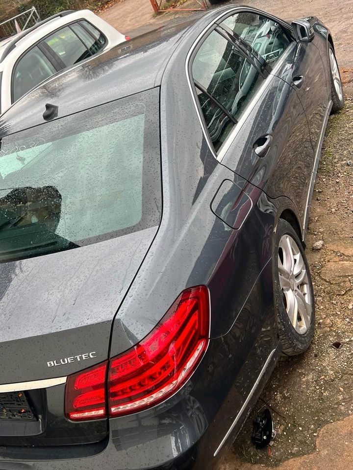 Mercedes E350 Diesel 4 Matic in Sprendlingen